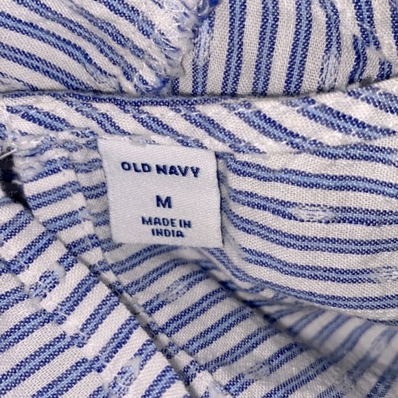Old navy striped top size medium - Picture 4 of 5